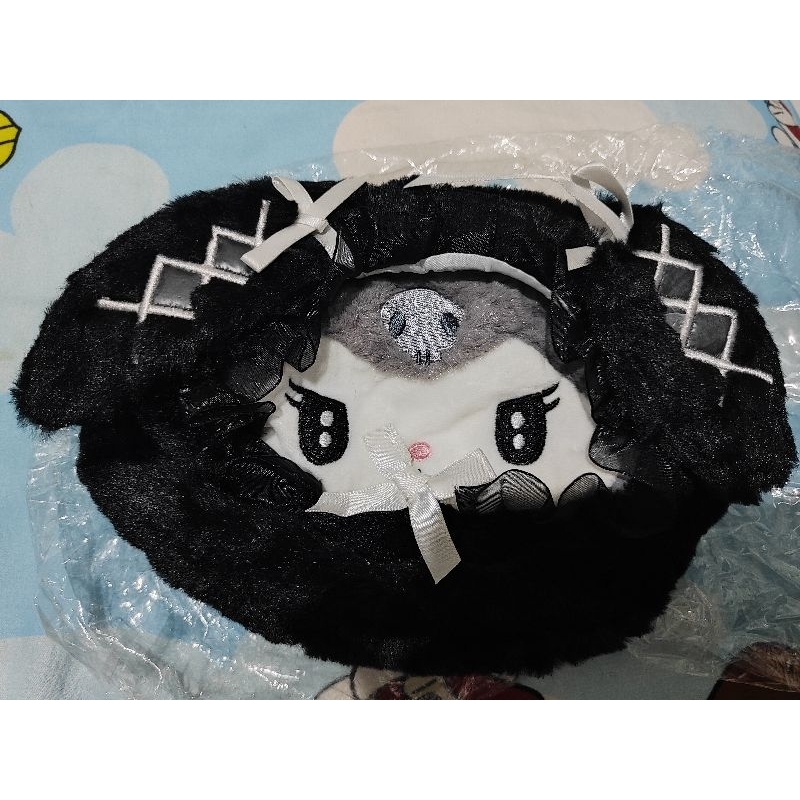 Tas Zipper kuromi hitam