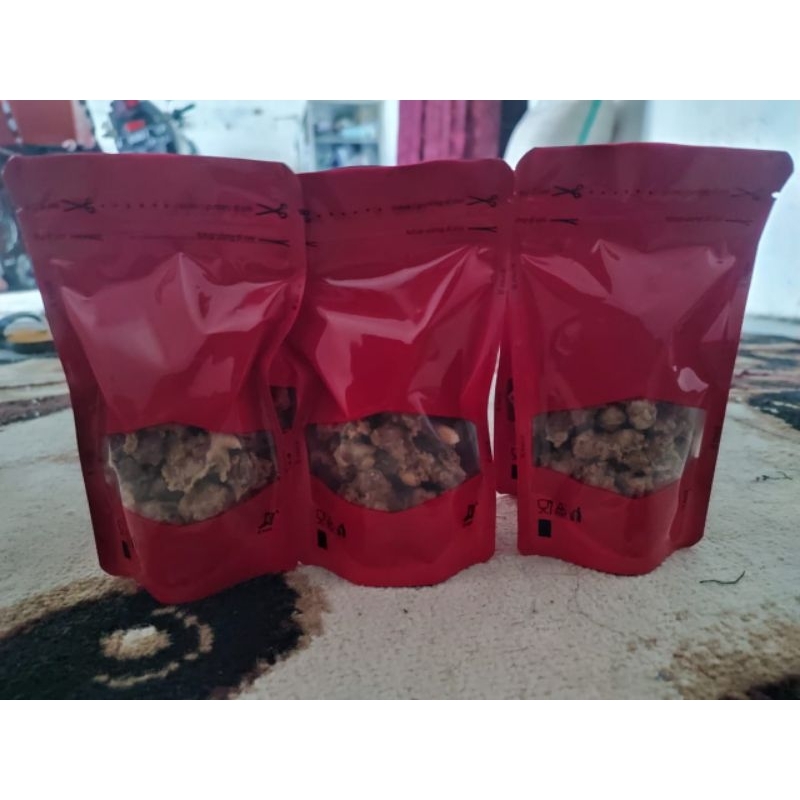 

snack kacang telur