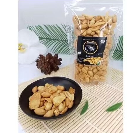

Kacang Goreng Tunina 1/2 kg
