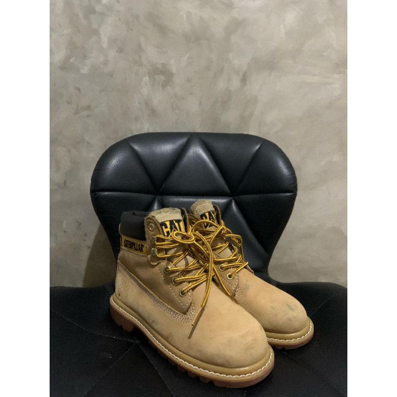 SEPATU C4TERPILLAR SIZE 37