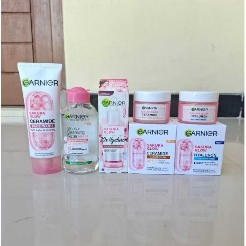 Paket Komplit 5in1 Skincare 50ml Garnier Sakura Glow Skin Barrier Simple Set - Untuk Kulit Glowing A