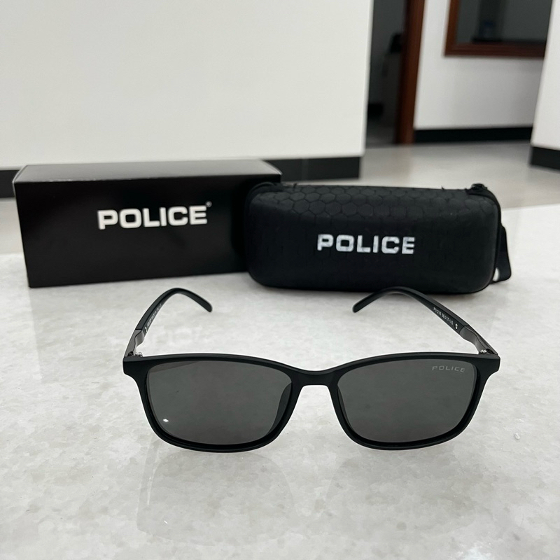 Kacamata Police hitam dove 1216 polarized