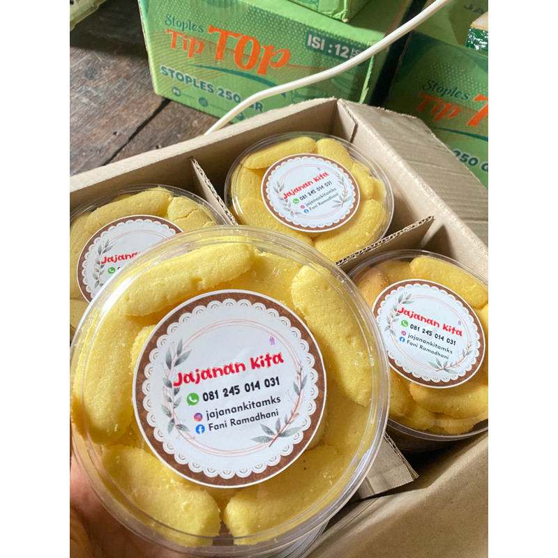 

kue lidah kucing