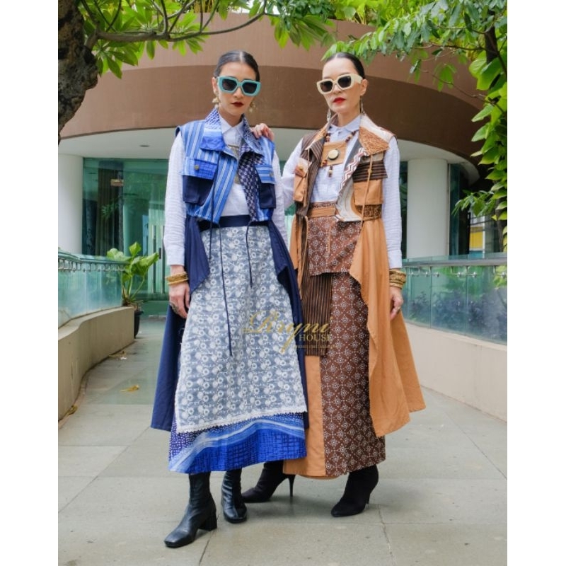 LARAS - Outer unik dari batik, Lurik & tenun