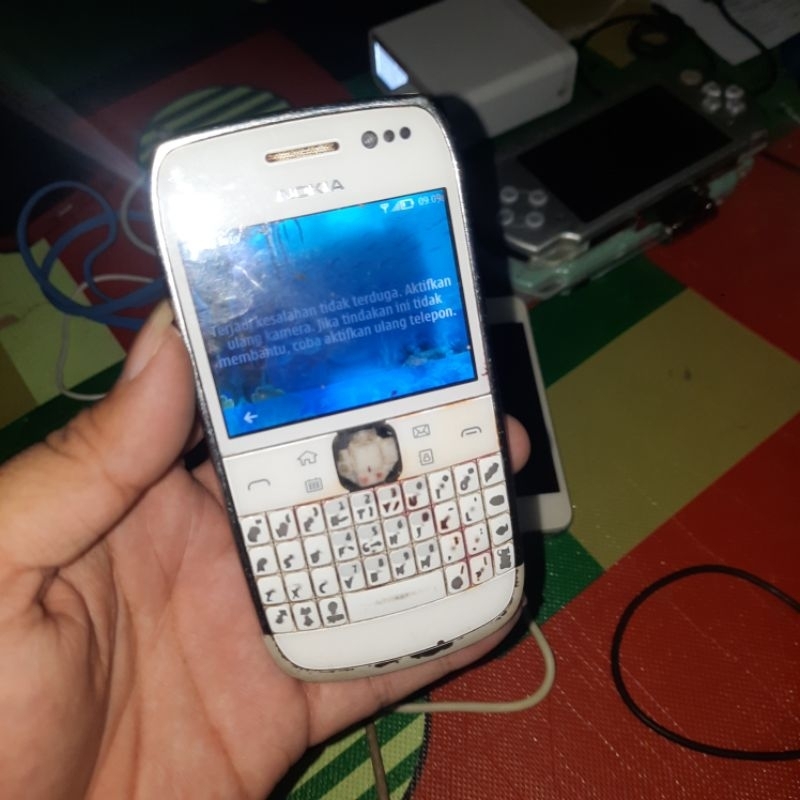 NOKIA E6 BAHAN