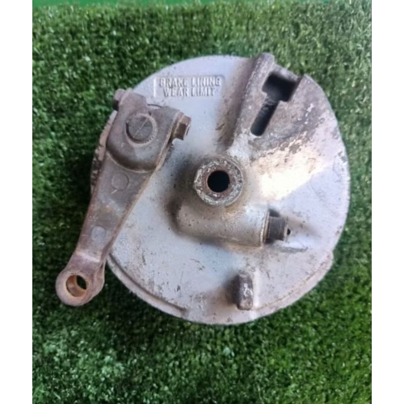 tutup tromol depan Suzuki a100