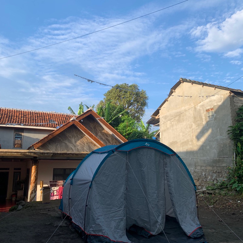 Tenda Quechua Arpenaz 4.1 ( Second rasa baru )