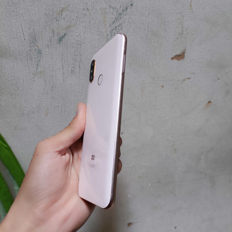 Xiaomi Mi 8 6/128 mulus murah