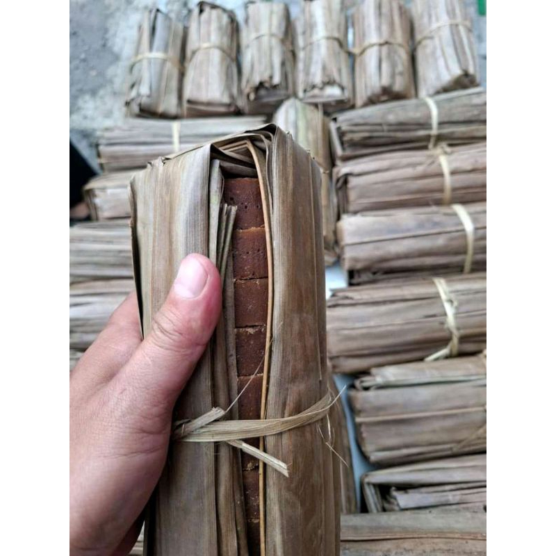 

Gula aren sali tidak pakai obat pengawet 1 bungkus/ bonjor gula aren