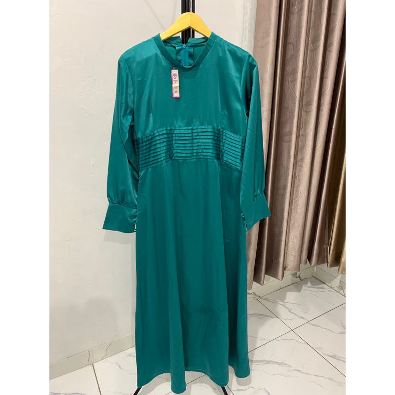 Dress Satin Silk/Dress kondangan/Wisuda/Dresa Wanita