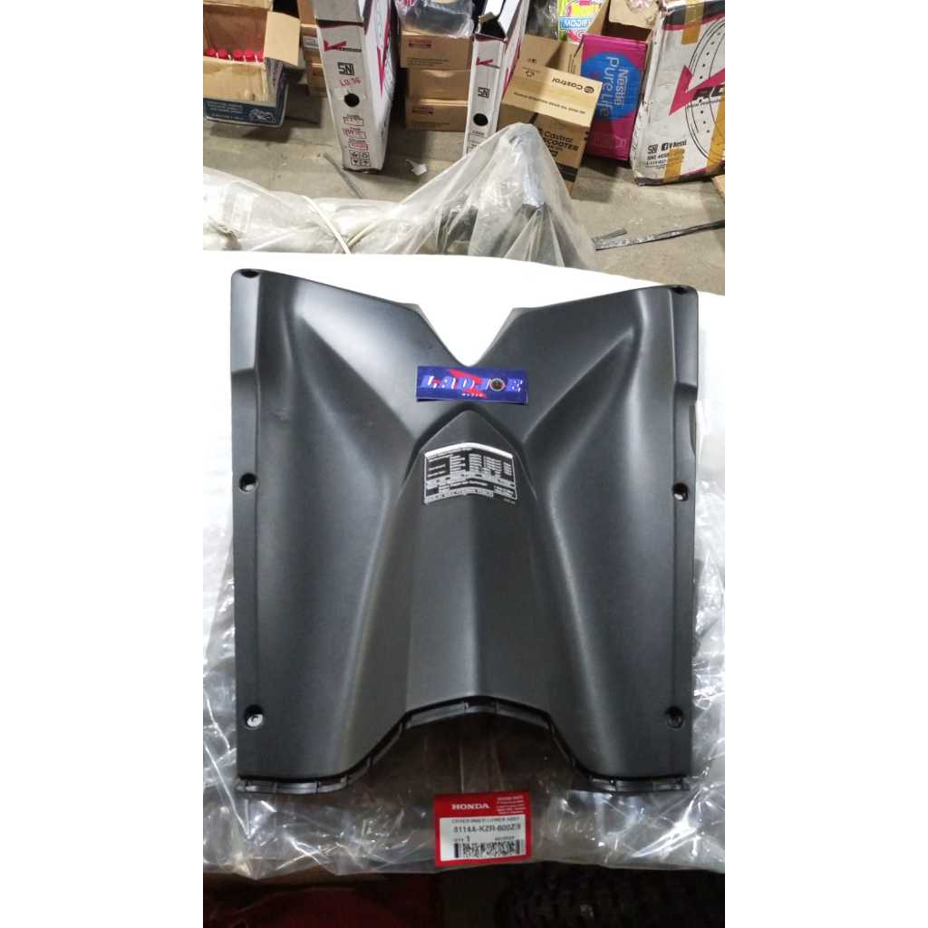 Cover Iner Lower Dashboard/ Shield dalam VARIO 125 old/ 8114A-KZR-600ZB/ HONDA