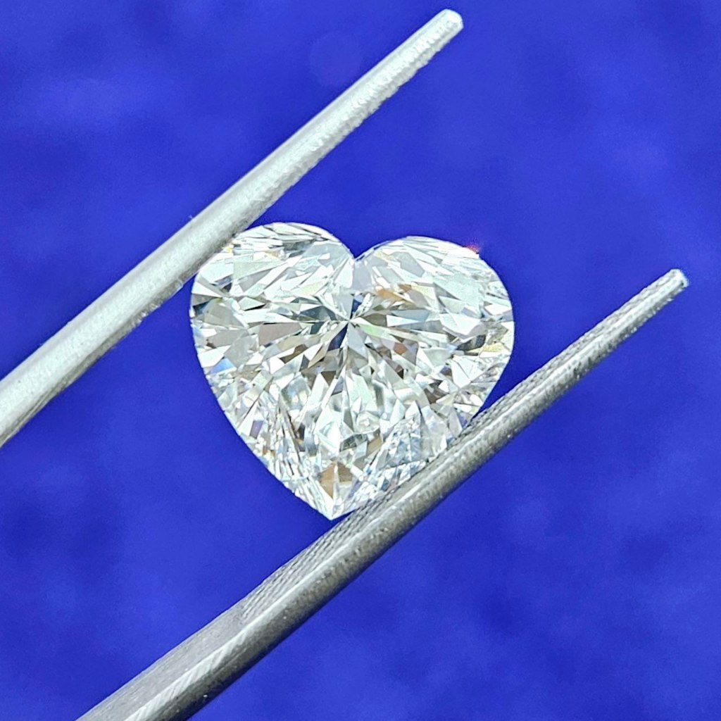 HEART BRILLIANT 5.04 CARAT F VVS 2 LAB GROWN DIAMOND