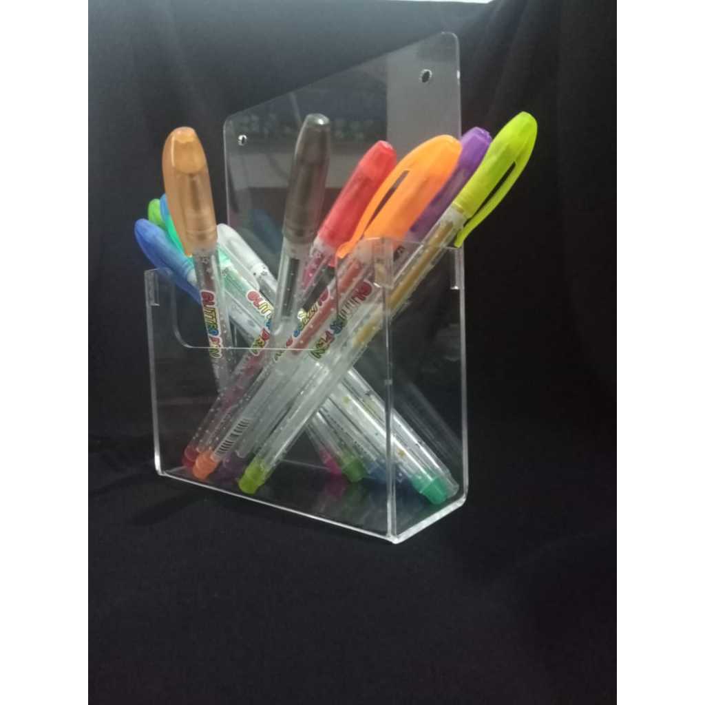 

akrilik tempat pulpen