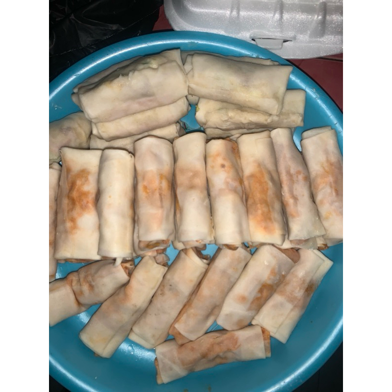 

Lumpia isi Makaroni