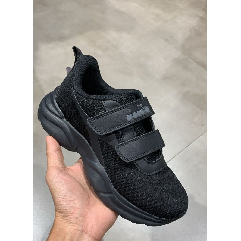 SEPATU DIADORA MARWOOD JR BOYS SNEAKER/DIADORA NAZUKE JR BOYS SNEAKERS