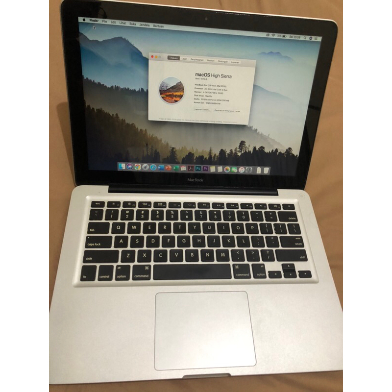 Leptop second MacBook pro 2010