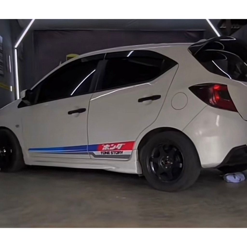 STICKER MOBIL BRIO OLD STIKER LIVERY MOBIL BRIO STIKER MOBIL LIVERY MOBIL HONDA BRIO