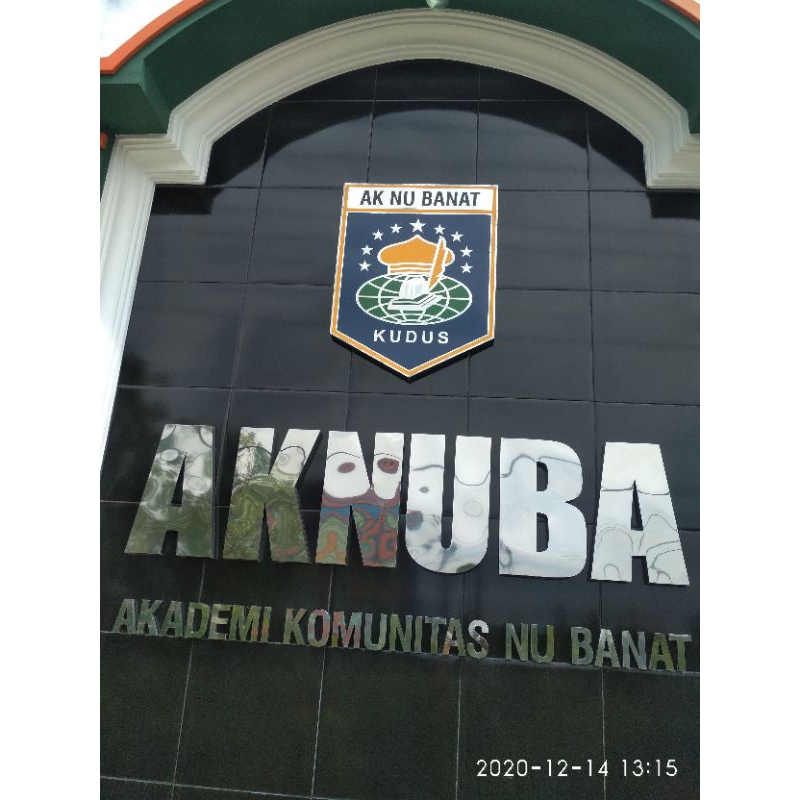 Huruf Timbul Stainless steel tinggi 45 cm