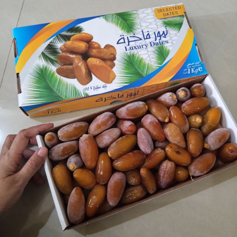 

Kurma Ruthob Muda Kuning 1kg (khusus Instan)