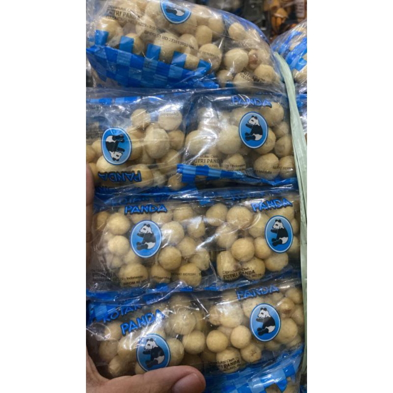 

Kacang Atom Cap panda 500an Renteng