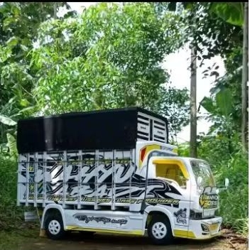 MINIATUR TRUK OLENG WAHYU ABADI PUTIH FULL VARIASI LAMOU LED DAN TERPAL KOTAK MINIATUR TRUK OLENG FU