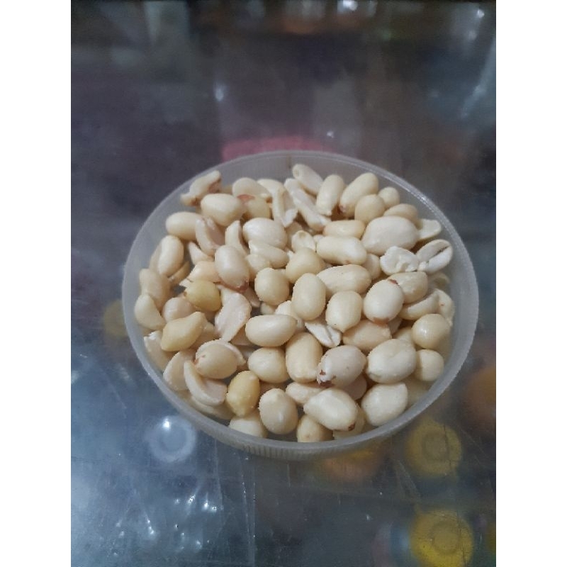 

kacang tanah kupas 61/71