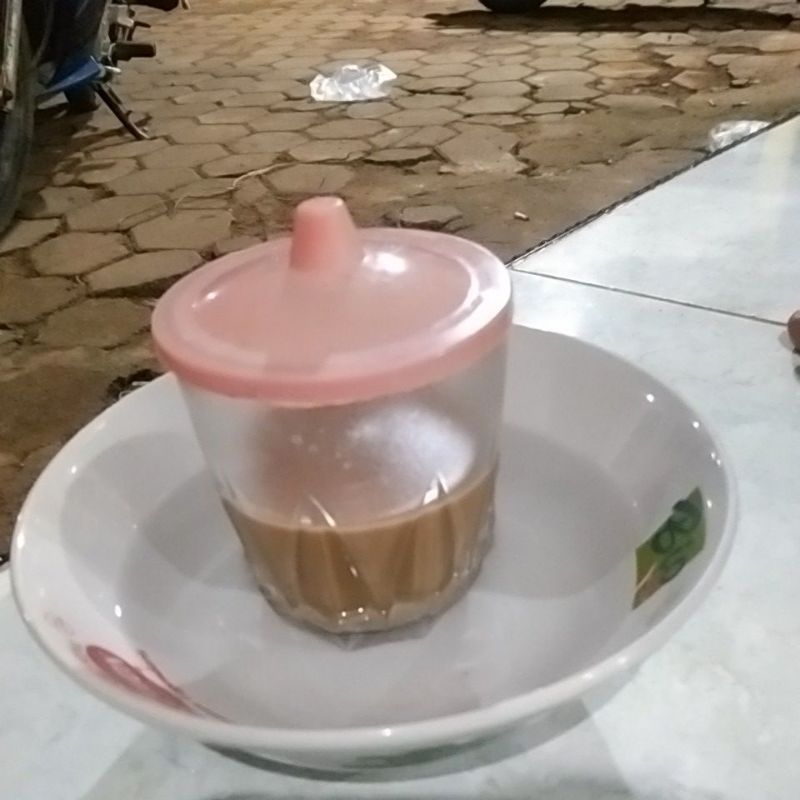 Cangkir kopi Madura asli
