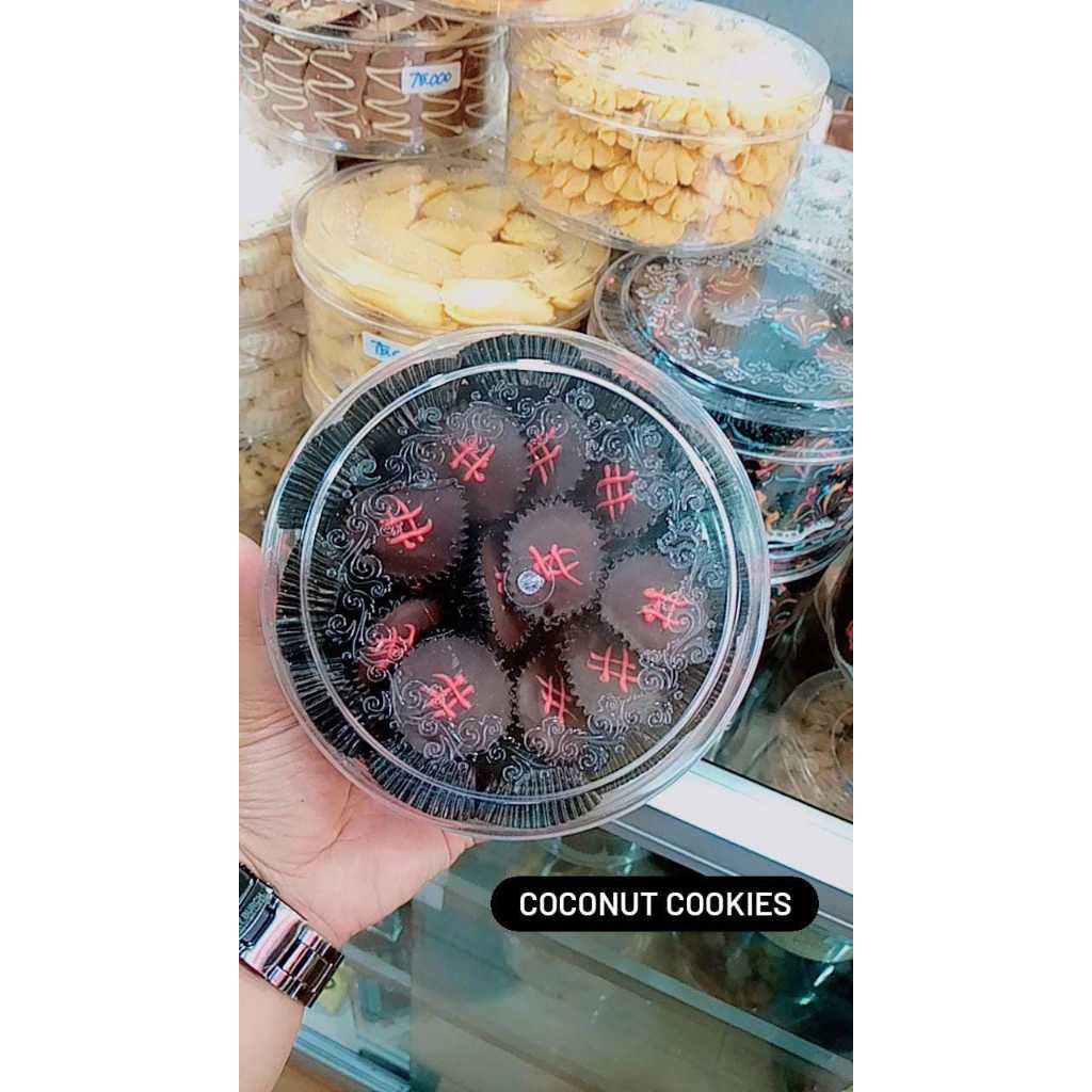 

KUE KERING LEBARAN COCONUT COOKIES 500 GRAM