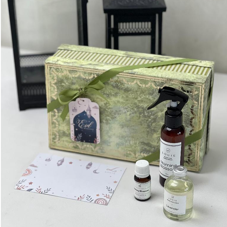 

Louie Hampers Parfum Parfume Perfume Farfum Parpum Minyak Wangi Parcel Pasel Paket Hadiah Bungkusan Ramadhan Lebaran Idul Fitri Mewah Set