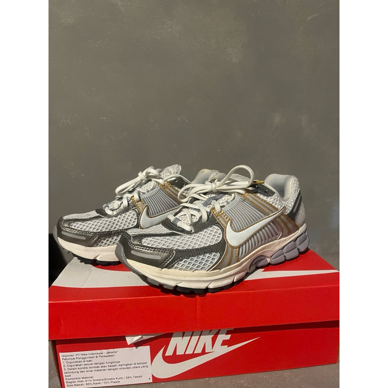 nike vomero 5