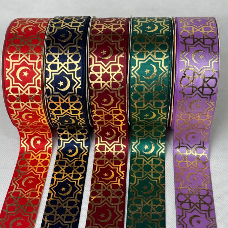 

1 YARD PITA IDUL FITRI MOTIF BATIK NP SIZE 3,8 CM • Pita Lebaran