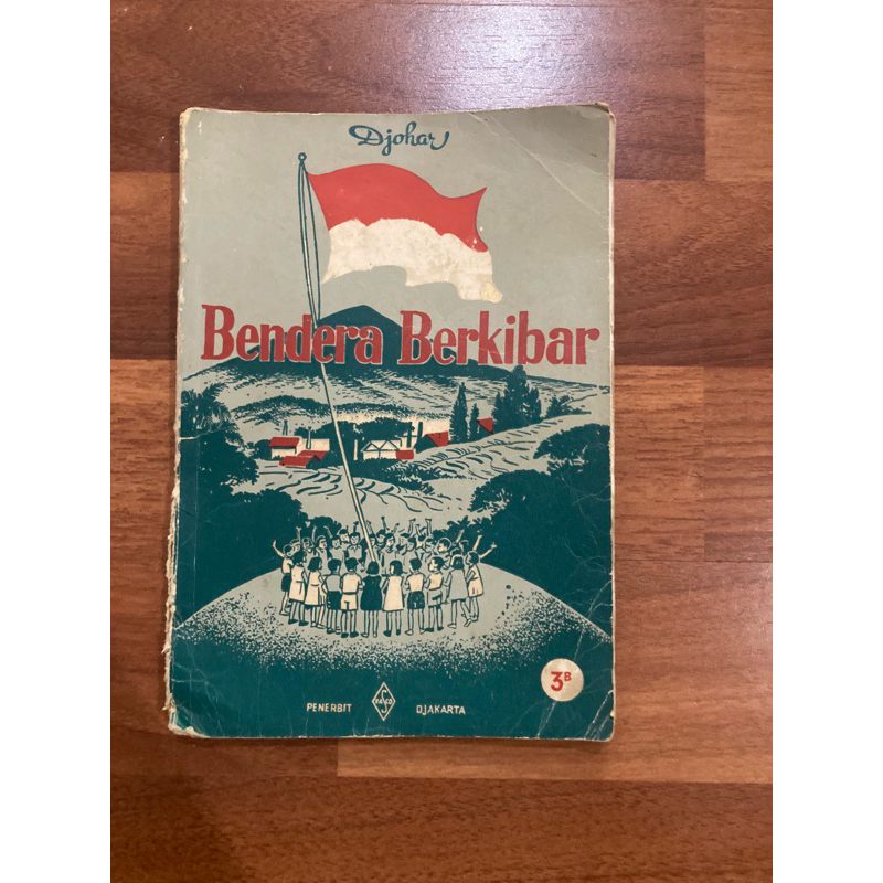 

buku bendera berkibar thn 1952
