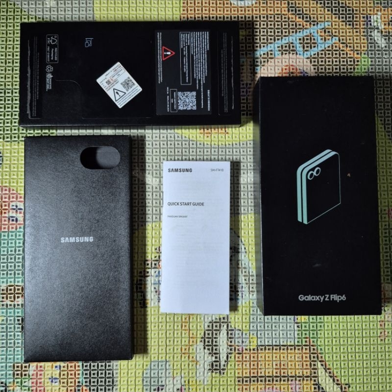 

Dus Box Original Samsung Flip 6