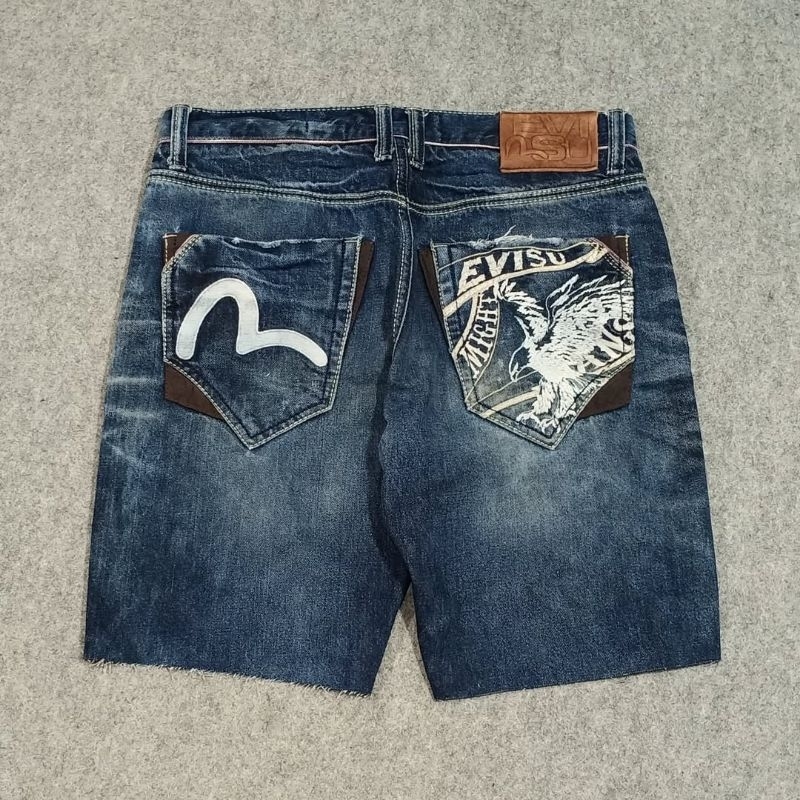 celana pendek jeans pria EVISU size 32 second