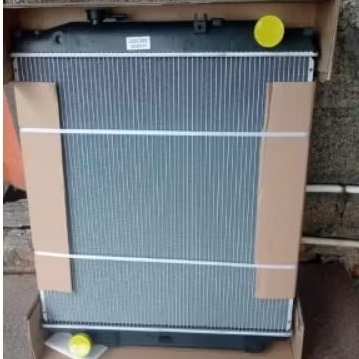 Radiator Isuzu Giga FVR FVM 240