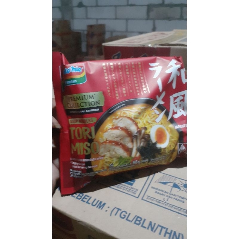 

indomie ramen tirimiso