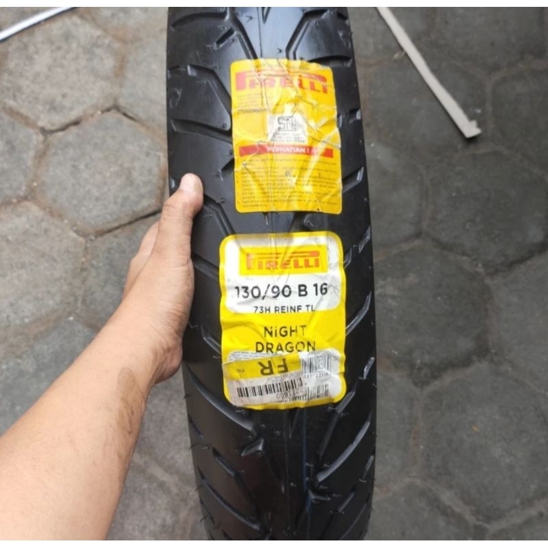 BAN LUAR TUBELESS PIRELLI 130/90 16 NIGHT DRAGON 73H BAN LUAR PIRELLI NIGHT DRAGON 130/90 RING 16 PR