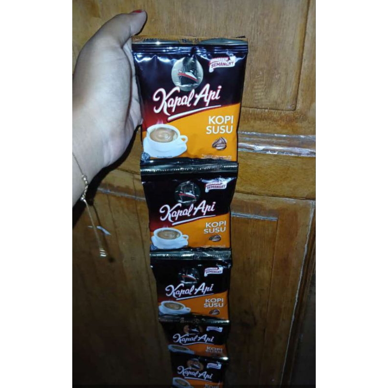 

kapal api (kopi susu)