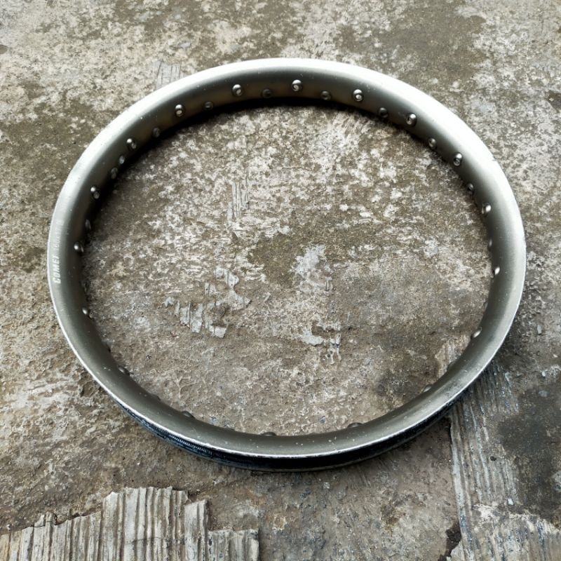 Velg Pelk Velk Veleg Veleg Alumunium Aloy Racing Comet U Shape Setengah Lingkaran Ukuran 1.60 x 17 W