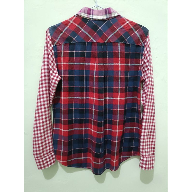 preloved kemeja flanel wanita UNIQLO