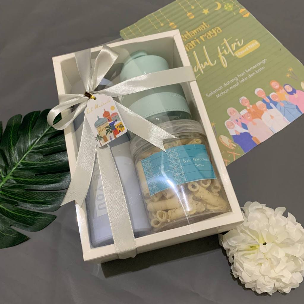 

Hampers Gift Set 31 | Botol Kaca Youth Has You, Botol Kaca Cubby Cup dan Snack Kering Souvenir Cantik