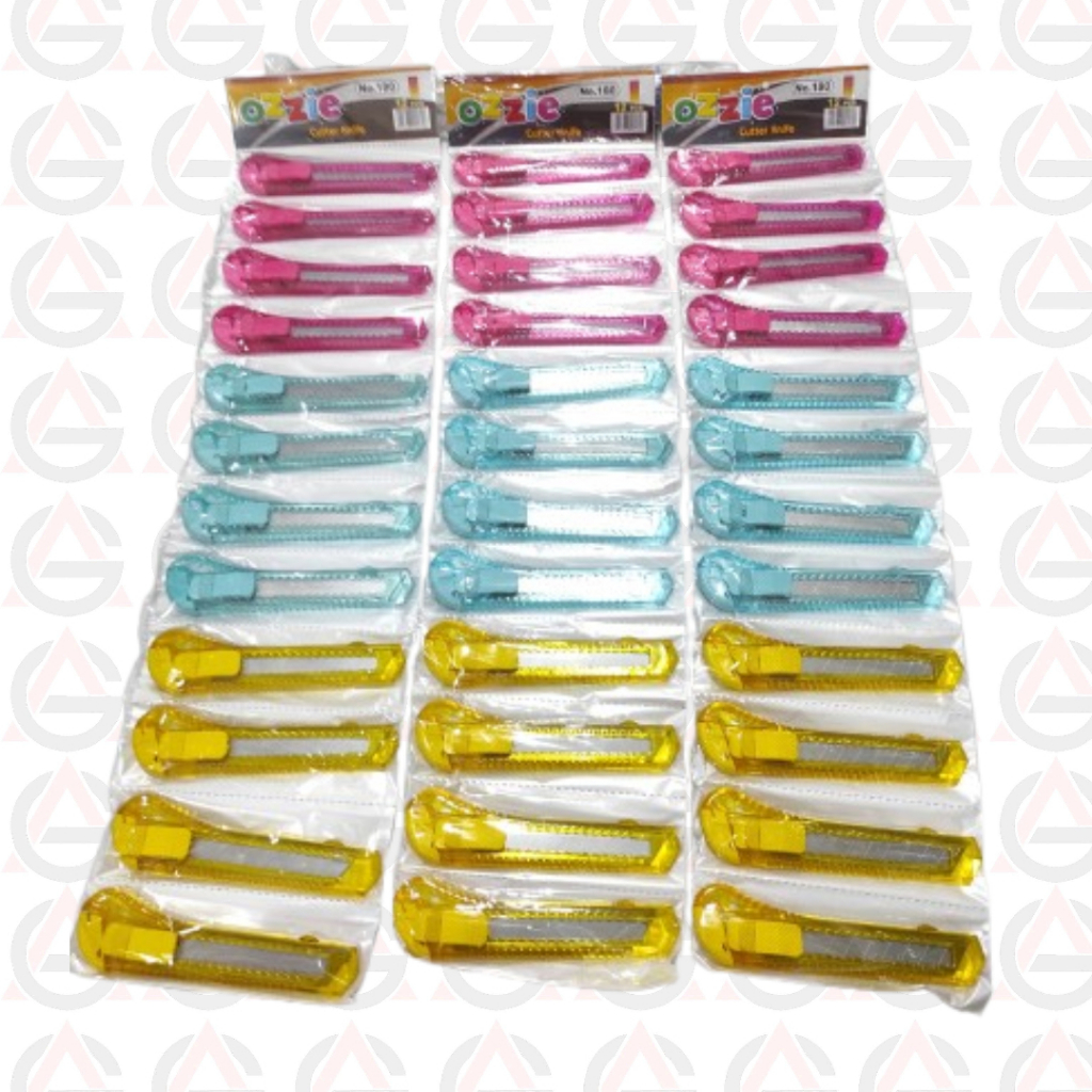 

Pisau cutter bening besar Ozzie (Isi 12 Pcs)
