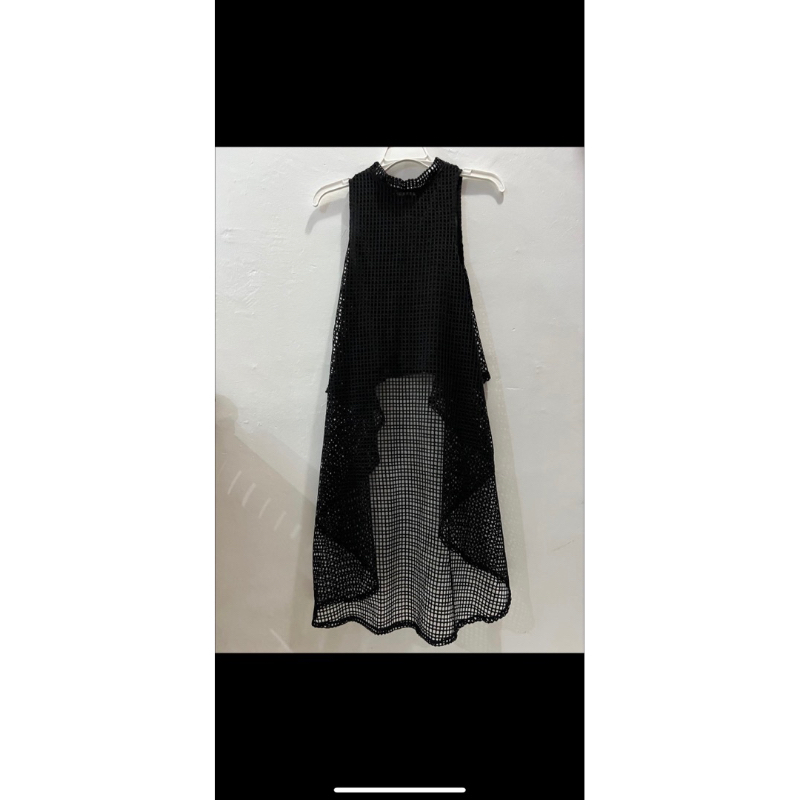 Dress hitam elegan