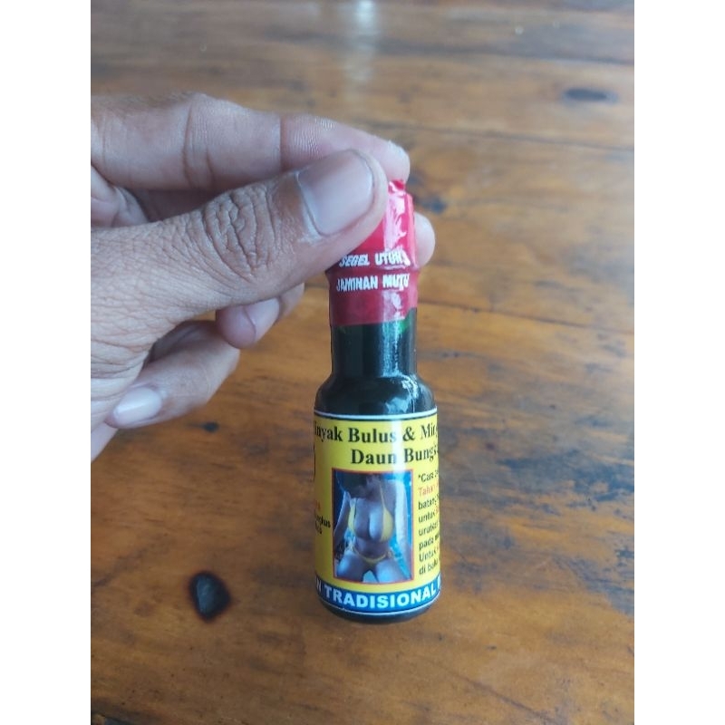 Minyak lintah minyak bulus dan daun bungkus