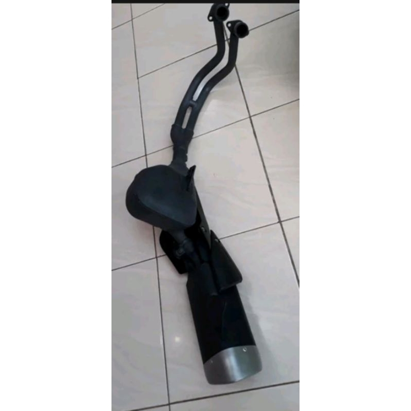 knalpot standar Yamaha R25/MT 25 second original siap pakai