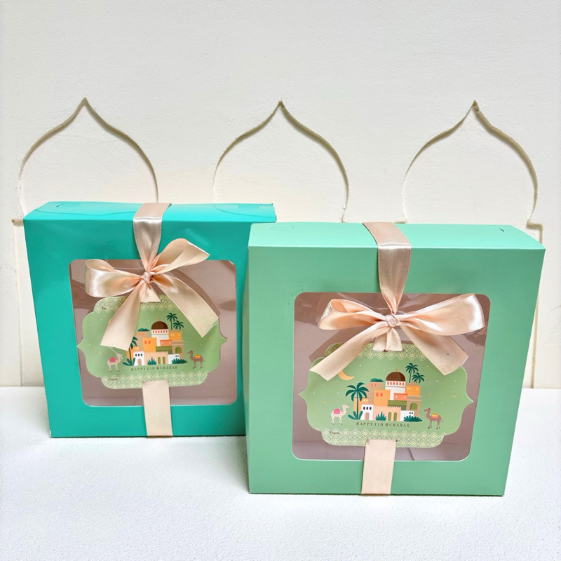

20 Set Simple Box 22x22x7 cm Kotak Box Kue Lebaran Idul Fitri Hampers