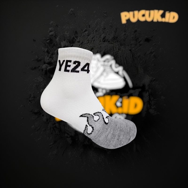 Kaos kaki Oldskool motif skate YE24 Putih Abu Api dasar putih pendek