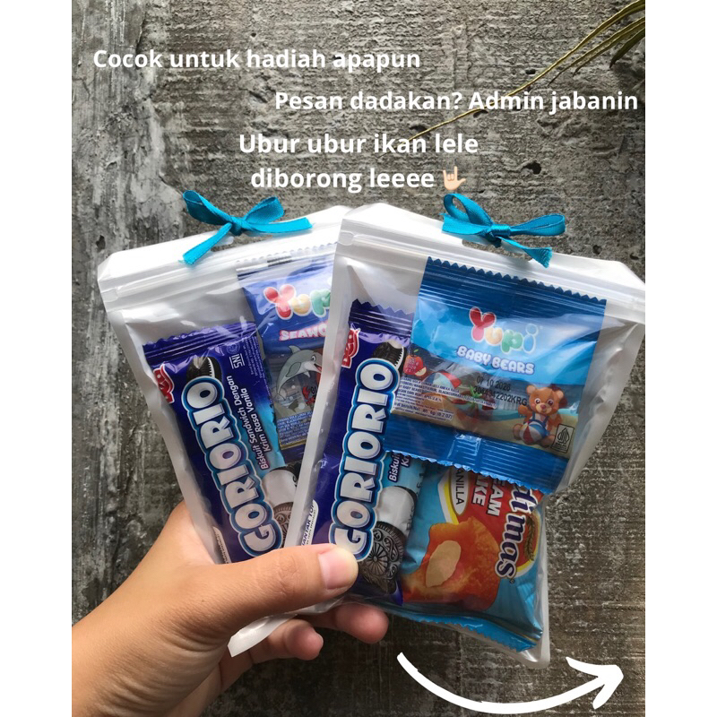 

Mini Gift Snack Imoet Kiyoet Biru Version