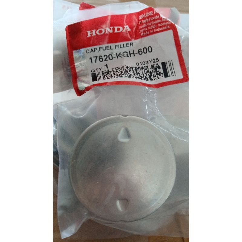 17620KGH600 TUTUP TANGKI BEAT eSP
