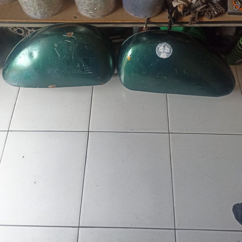 Tempong Tepong Body Bodi Vespa Kanan Kiri PX PK MK PS Banci PS Strada Non Sein Sen